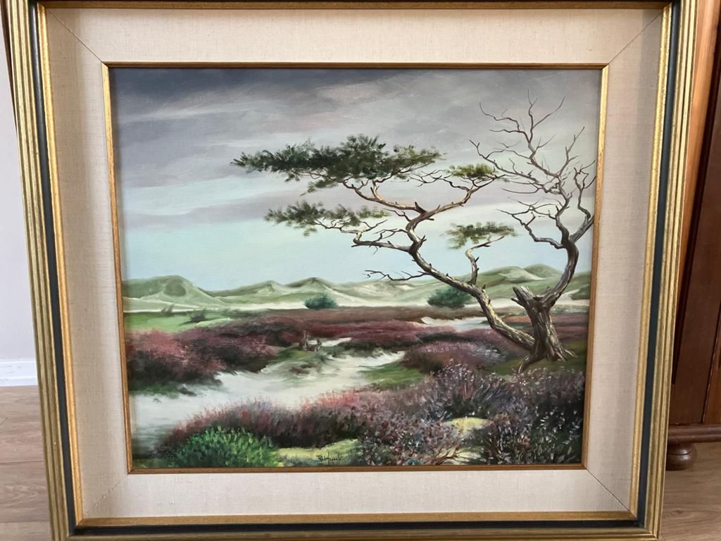 Schilderij: Rob Hessels. Heidelandschap met boom en duinen, Ophalen of Verzenden