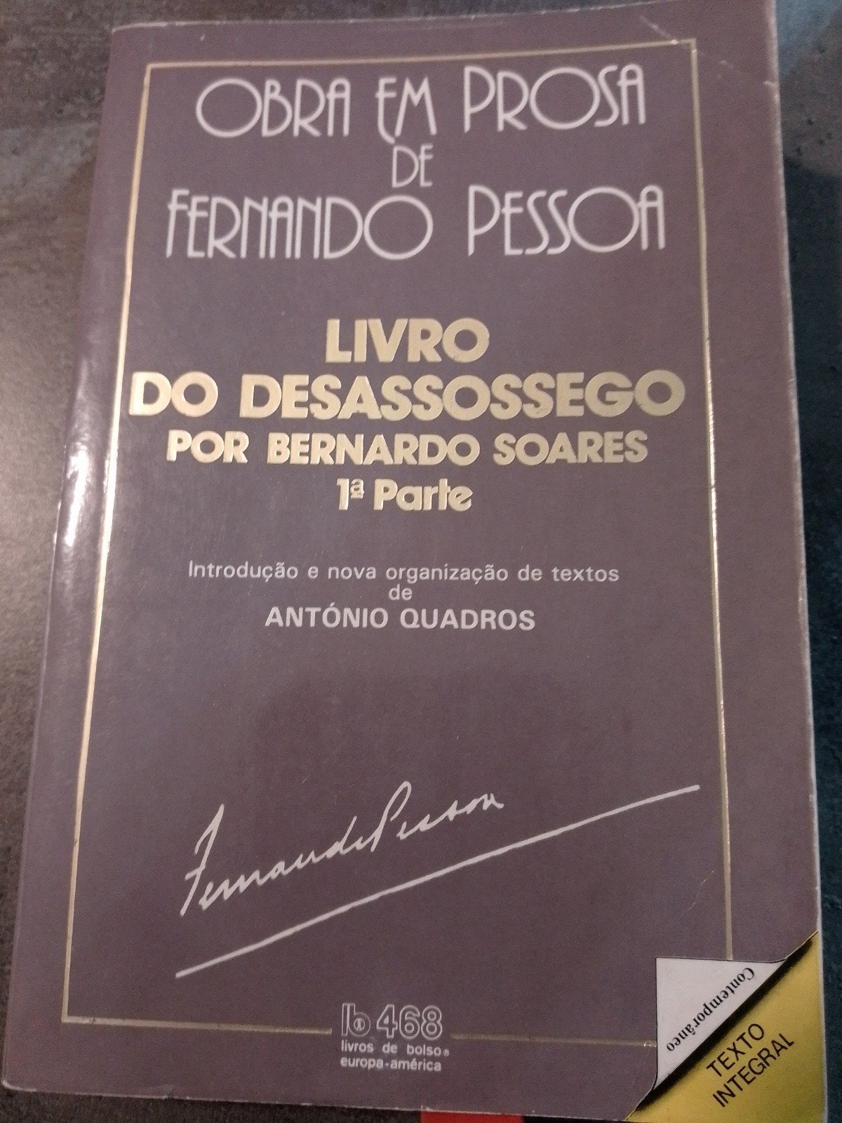 Het Boek der Rusteloosheid - Fernando Pessoa (1e deel), Boeken, Ophalen of Verzenden, Gelezen, Fernando Pessoa, Europa overig