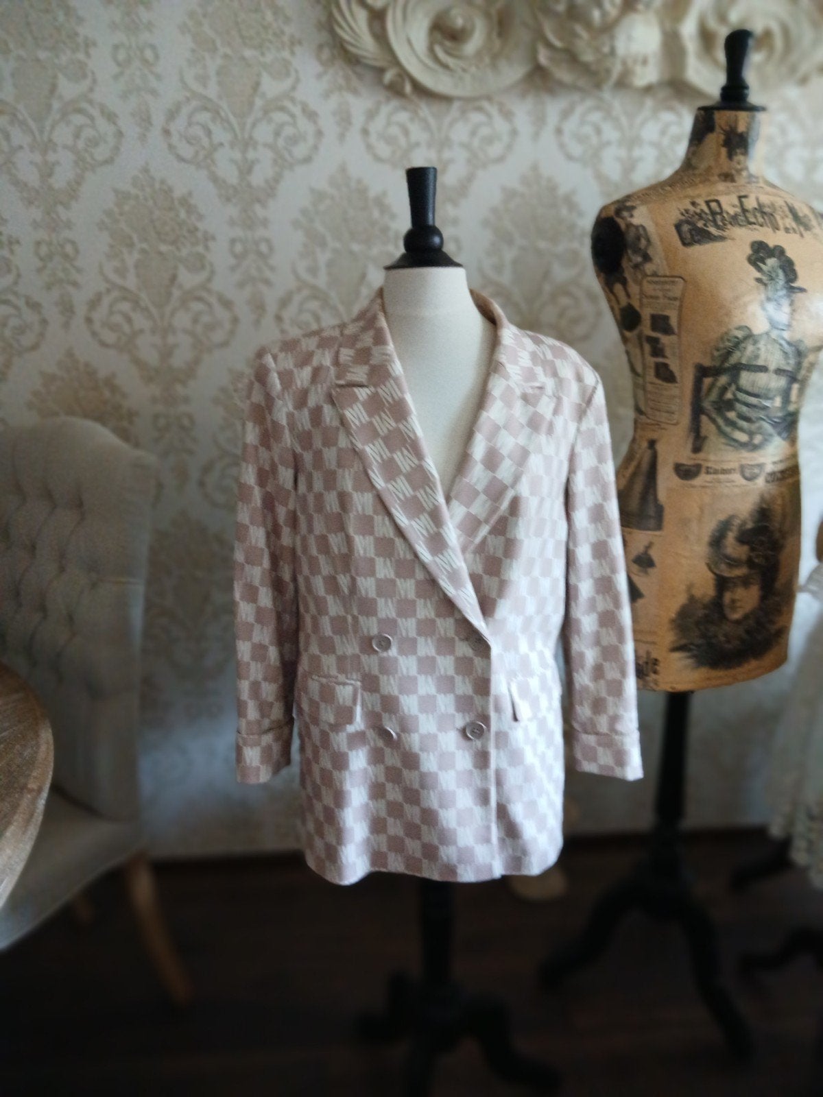 Madeleine Blazer Maat 40 - Stijlvol en Elegant, Kleding | Dames, Maat 38/40 (M), Beige, Ophalen of Verzenden, Zo goed als nieuw