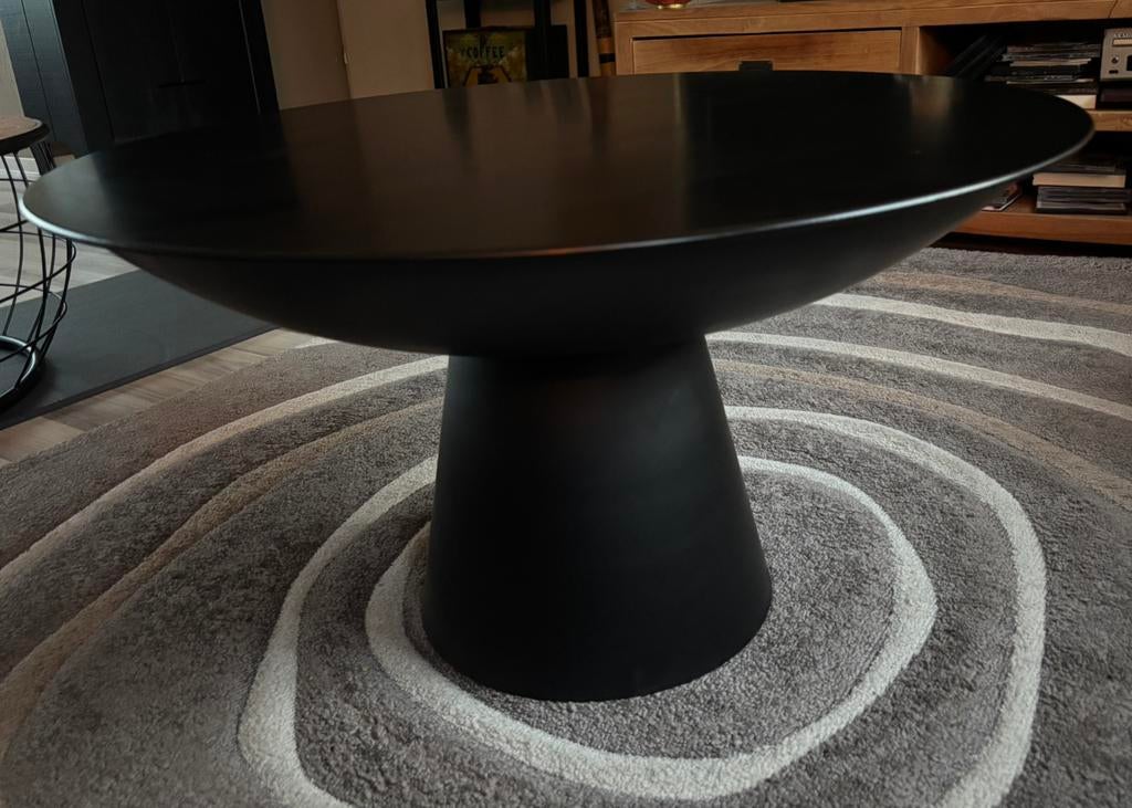 Modern (salon/bijzet)Tafeltje, zwart metaal, doorsnee 70x39, Huis en Inrichting, Tafels | Bijzettafels, Zo goed als nieuw, Rond