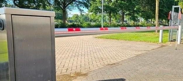 Parkeerplaats parkeerplek stallen Rotterdam Capelle ad IJsse, Ophalen of Verzenden