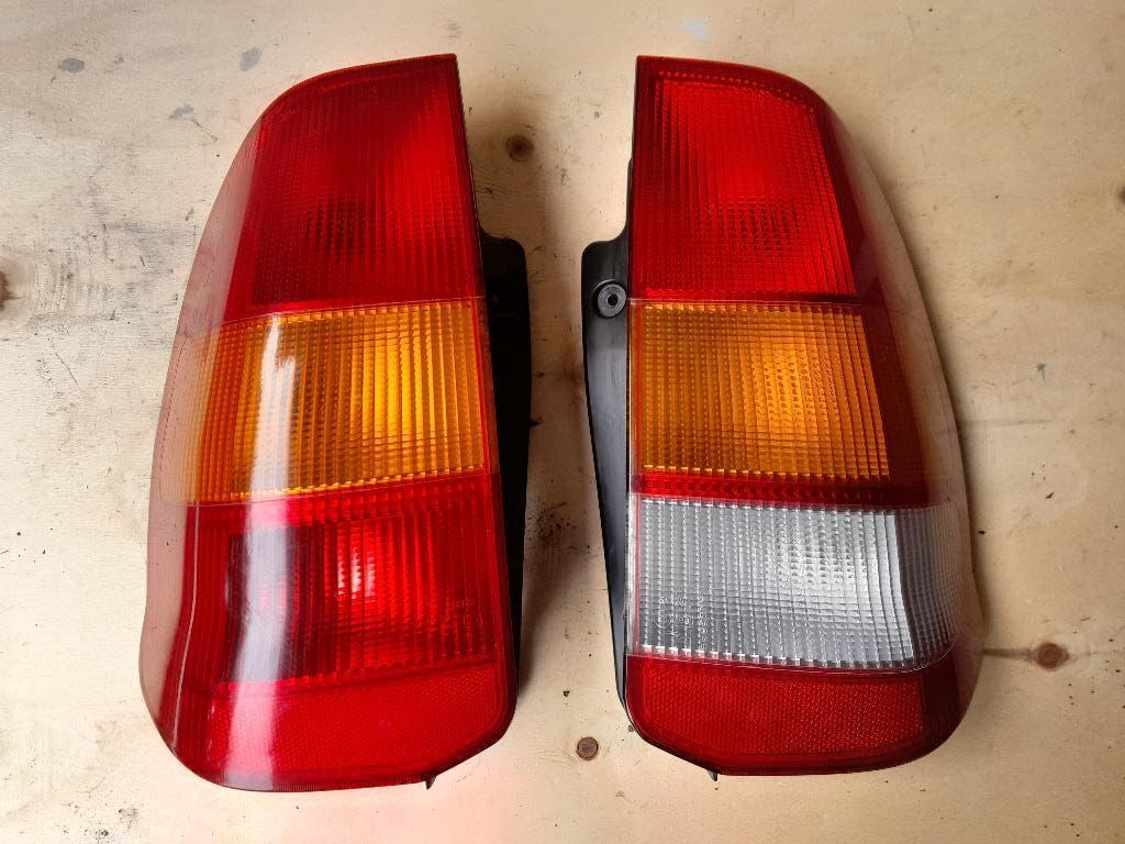 ACHTERLICHT Rechts - MITSUBISHI SPACESTAR - €18,- !!!, Verzenden, Gebruikt, Mitsubishi