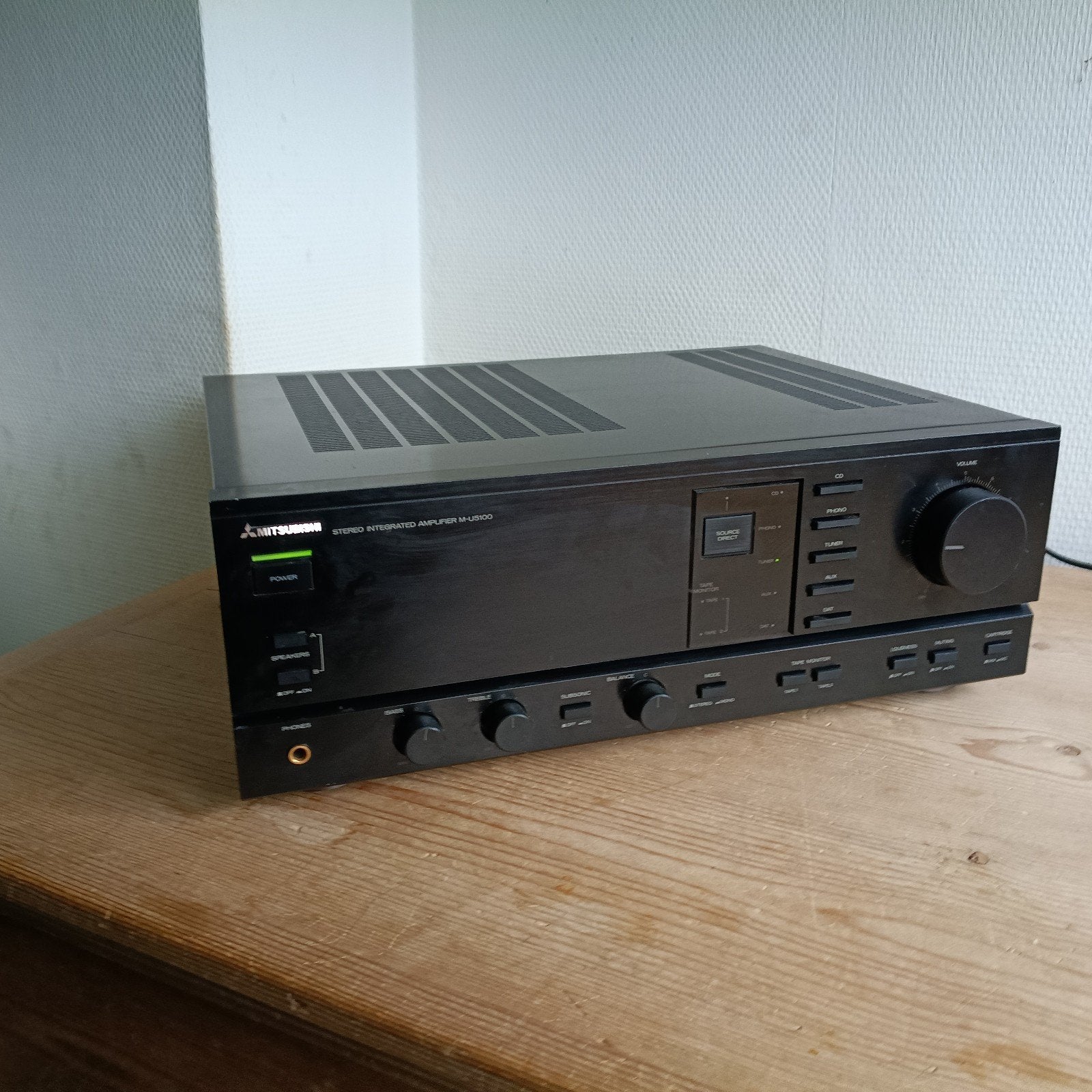 Mitsubishi M-U5100 Versterker - Zeer Goede Staat, Overige merken, Ophalen of Verzenden, Zo goed als nieuw, 60 tot 120 watt