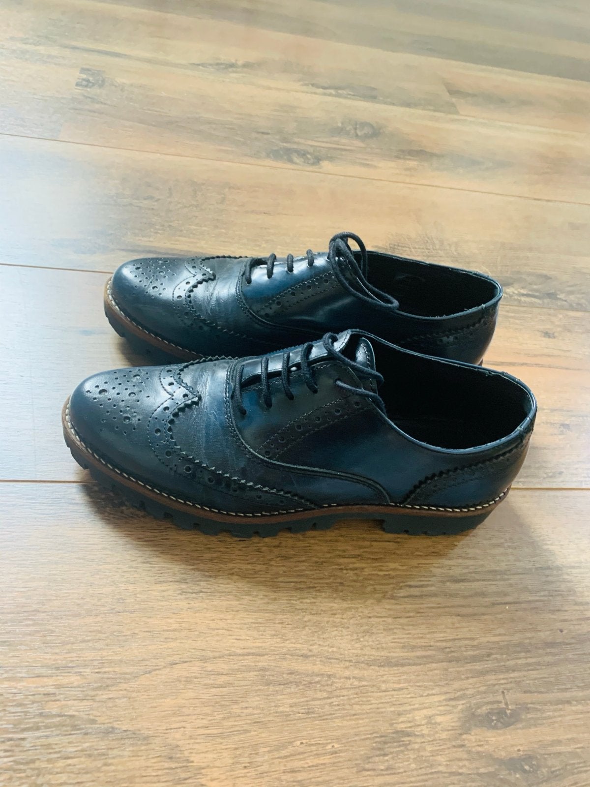 Donkerblauwe leren Oxford schoenen - Maat 38, Blauw, Instappers, Ophalen of Verzenden, Zo goed als nieuw