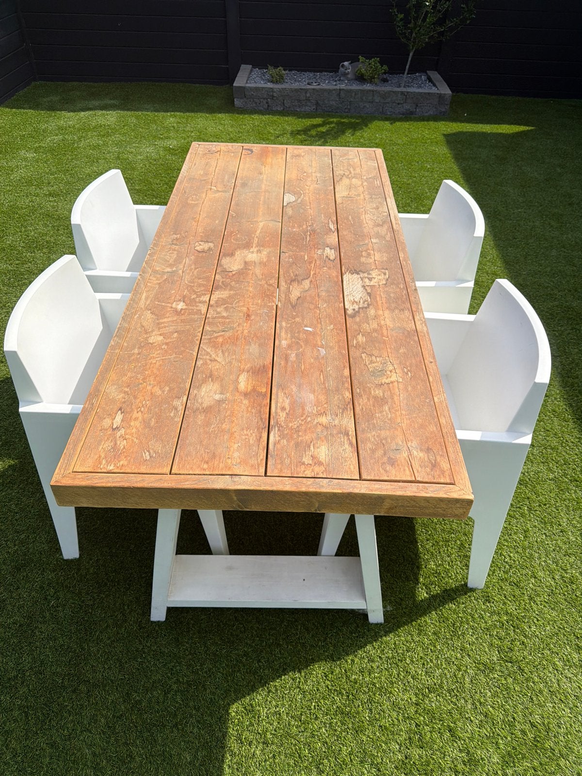 Robuuste houten tuintafel met wit onderstel met Stoelen, Tuin en Terras, Tuintafels, Ophalen, Gebruikt, Rechthoekig, Hout