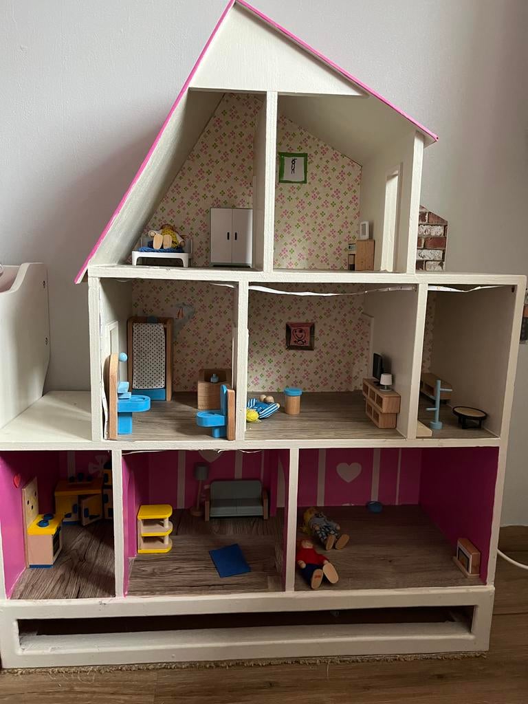 Poppenhuis met toebehoren, Ophalen, Gebruikt, Poppenhuis