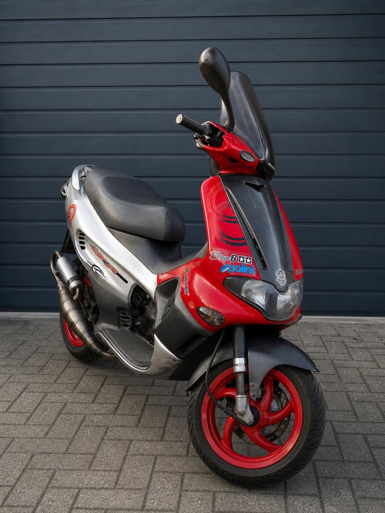 Gilera Runner Stage6 Racing 70cc – HPI Binnenrotor – DDL, Fietsen en Brommers, Scooters | Piaggio, Ophalen, Gebruikt, Overige modellen