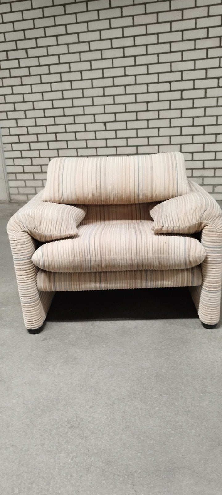 Cassina Maralunga Fauteuil - Multicolor, Gebruikt, 75 tot 100 cm, Ophalen of Verzenden, 75 tot 100 cm