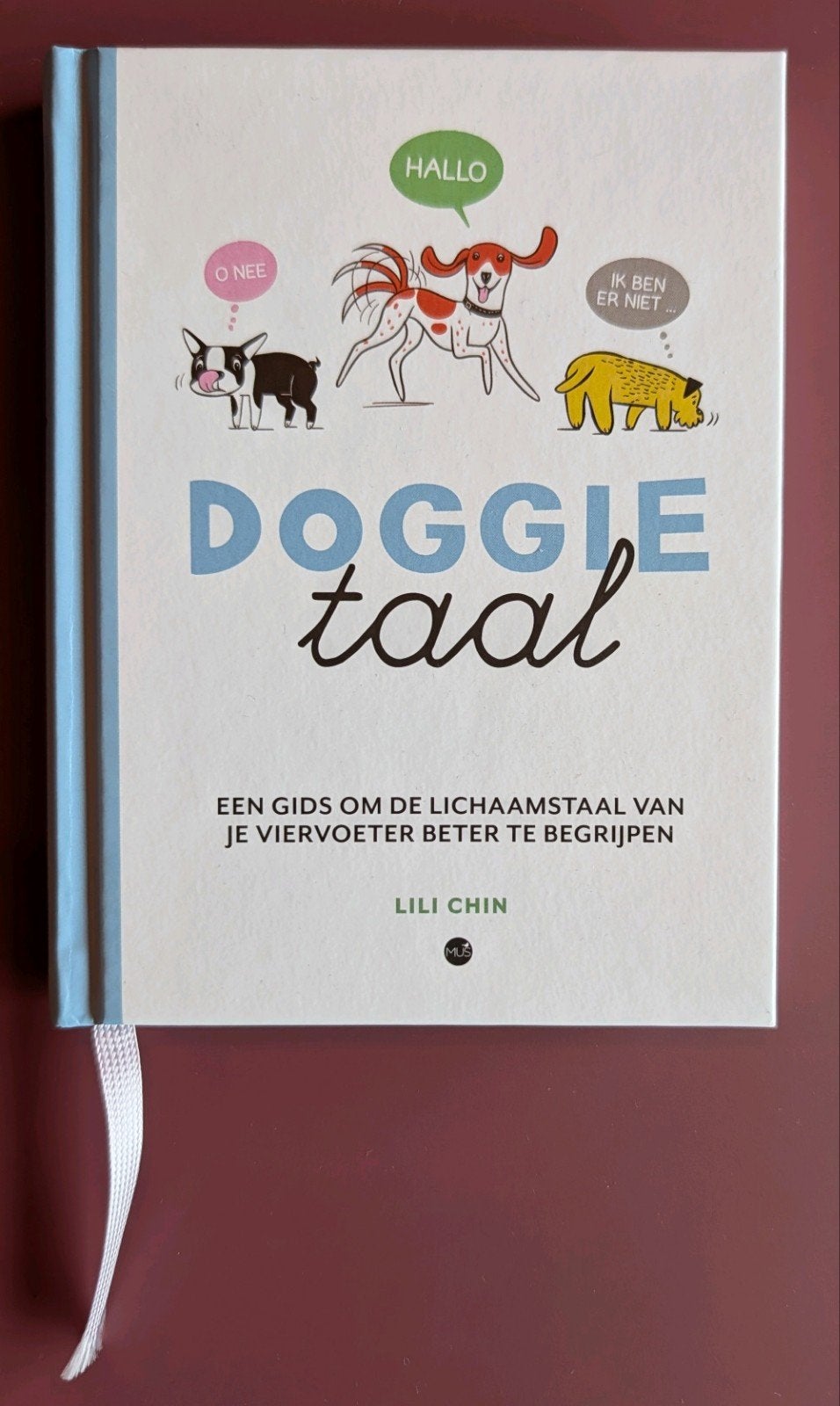 Puppy boek: Doggie Taal - Lili Chin, Ophalen of Verzenden, Zo goed als nieuw, Honden, Lili Chin