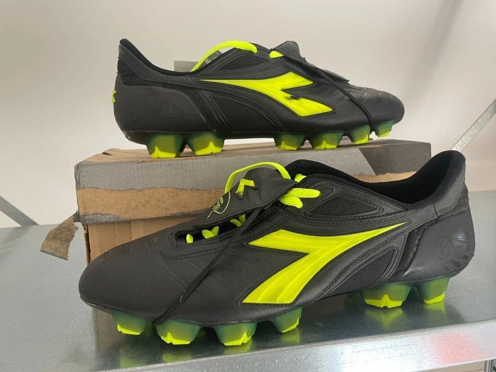 bnib diadora totti 10 pro rtx 12 roma volt cr7 iv v vi sg 44, Ophalen of Verzenden, Gebruikt, Schoenen