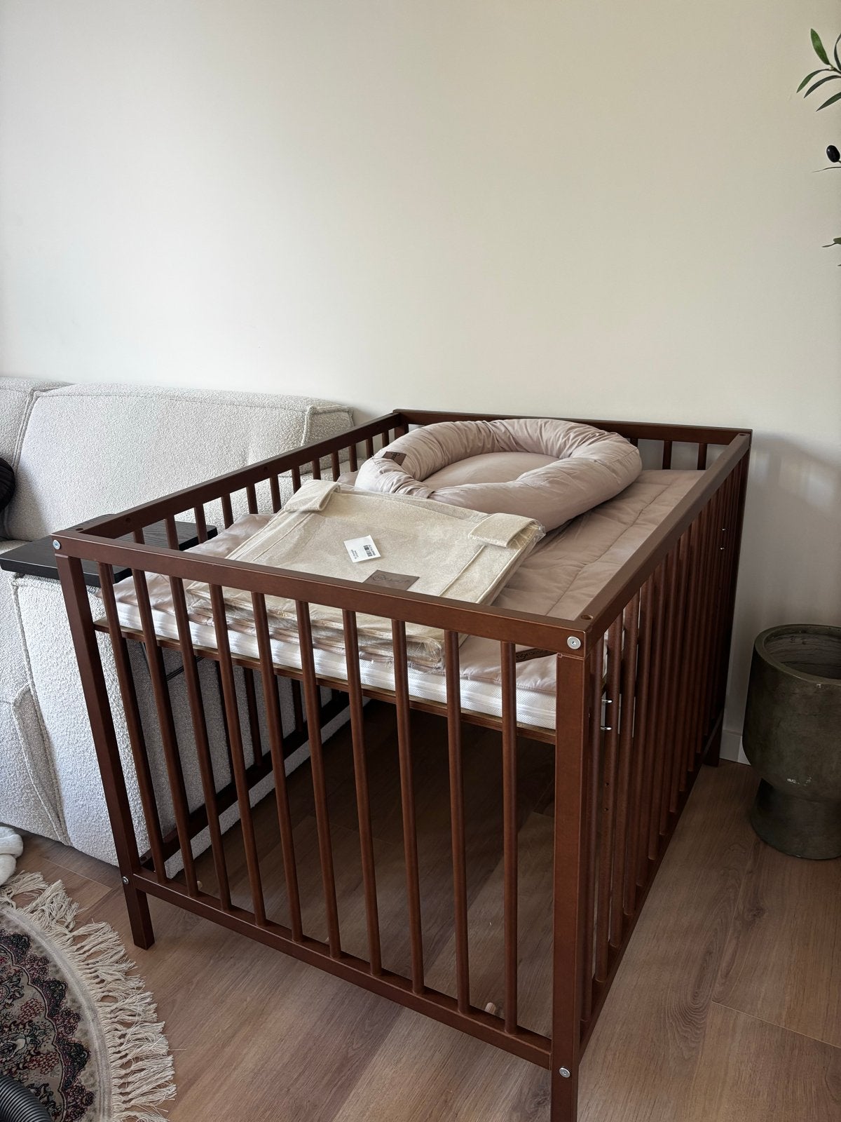 NIEUWE BOX UIT DE VERPAKKING WALNOOT INCL ACCES, Ophalen, 70 tot 85 cm, 140 tot 160 cm, Zo goed als nieuw