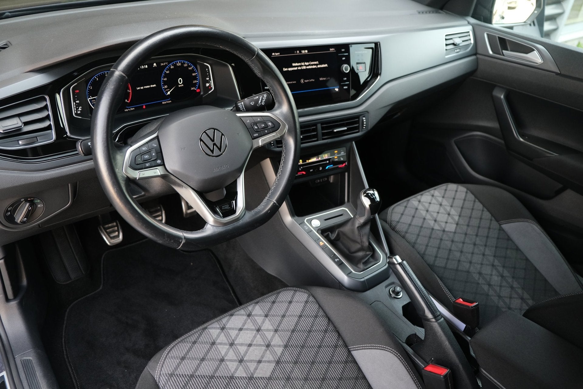 Volkswagen Polo 1.0 TSI 2x R-Line Facelift IQ Led Matrix Cam, Voorwielaandrijving, Origineel Nederlands, Bedrijf, Handgeschakeld