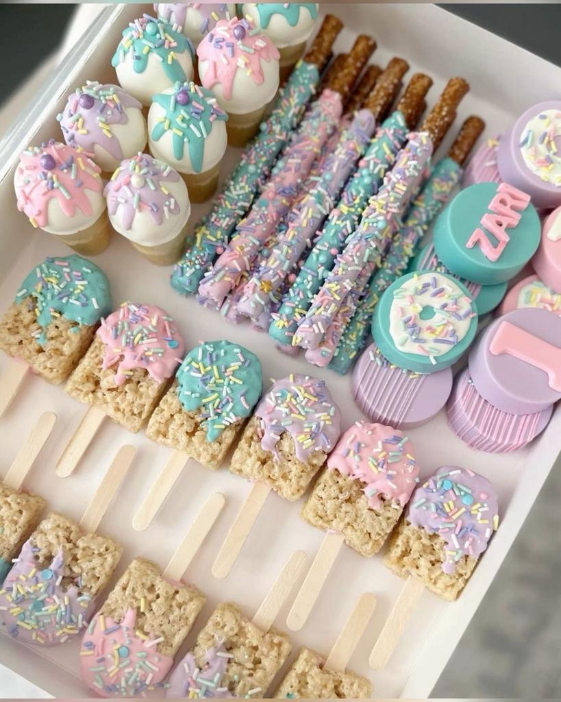 Snack box voor bijvoorbeeld babyshower of verjaardagsfeestje, Diversen, Levensmiddelen, Ophalen