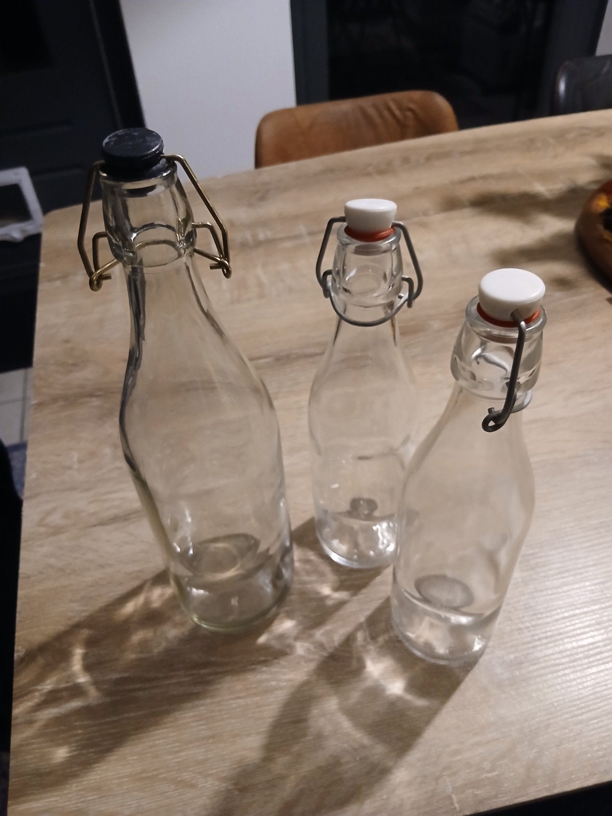 Set van 3 glazen flessen met beugelsluiting, Antiek en Kunst, Ophalen