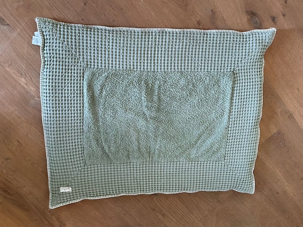 Koeka Boxkleed Wafel - tweezijdig groen en grijs - 75x95 cm, Ophalen, Zo goed als nieuw