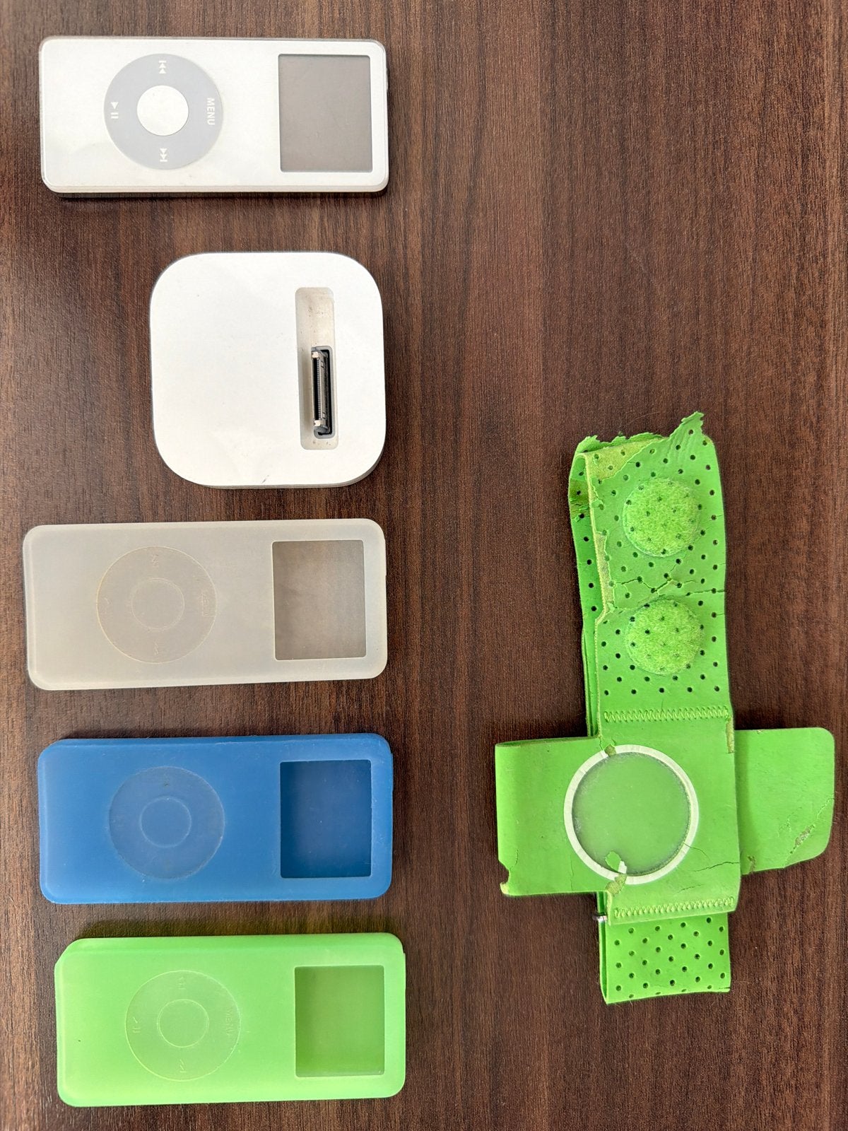 2GB Witte iPod Mini met accessoires en hoesjes, Gebruikt, Mini, Ophalen of Verzenden, Zilver