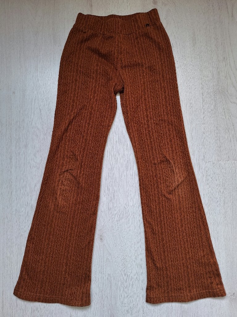 Bruine broek van WE Fashion, maat 134 - GRATIS, Kinderen en Baby's, Gebruikt, Meisje, WE Fashion, Ophalen