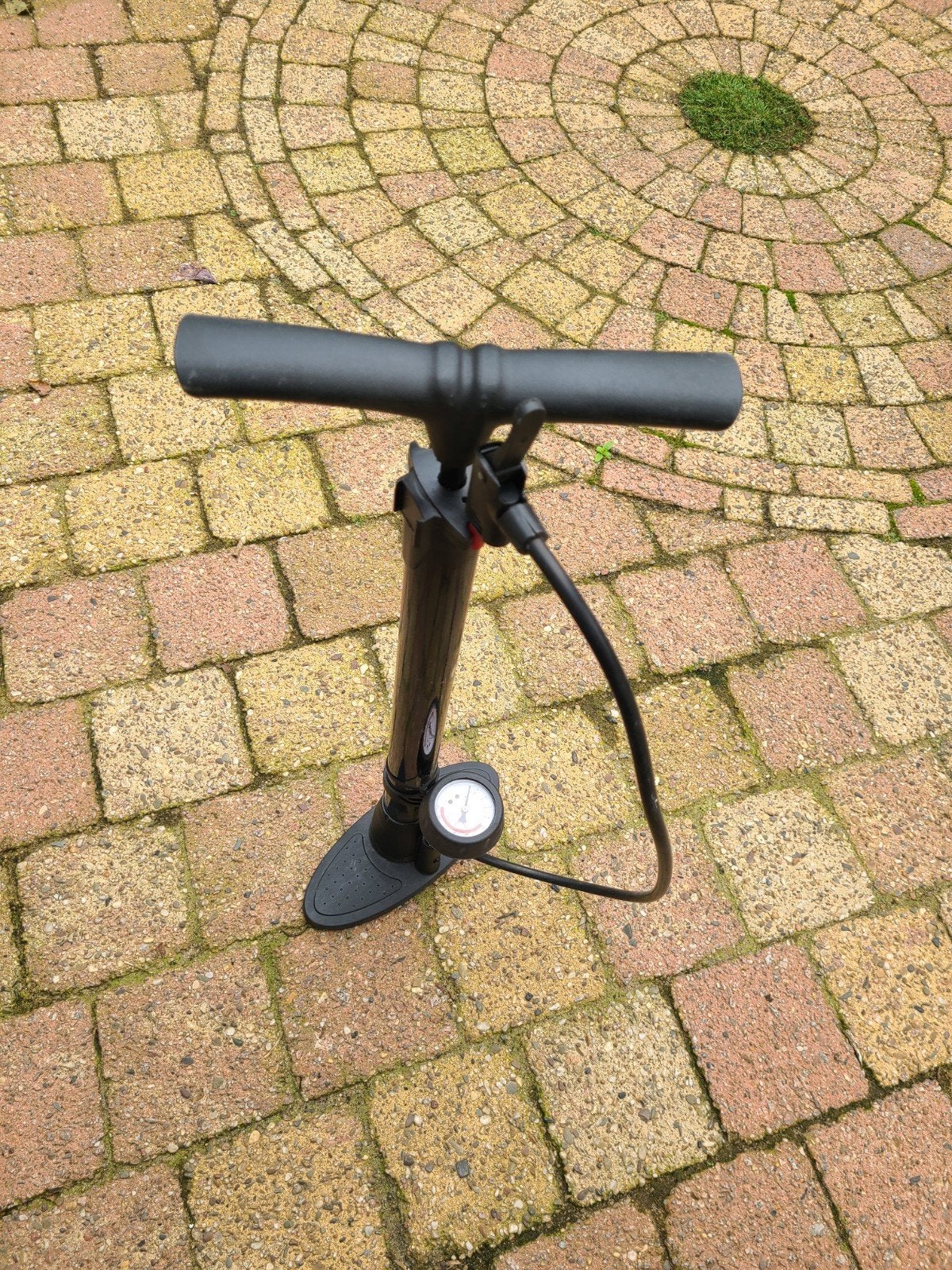 Zwarte fietspomp met drukmeter, Ophalen of Verzenden, Drukmeter, Gebruikt