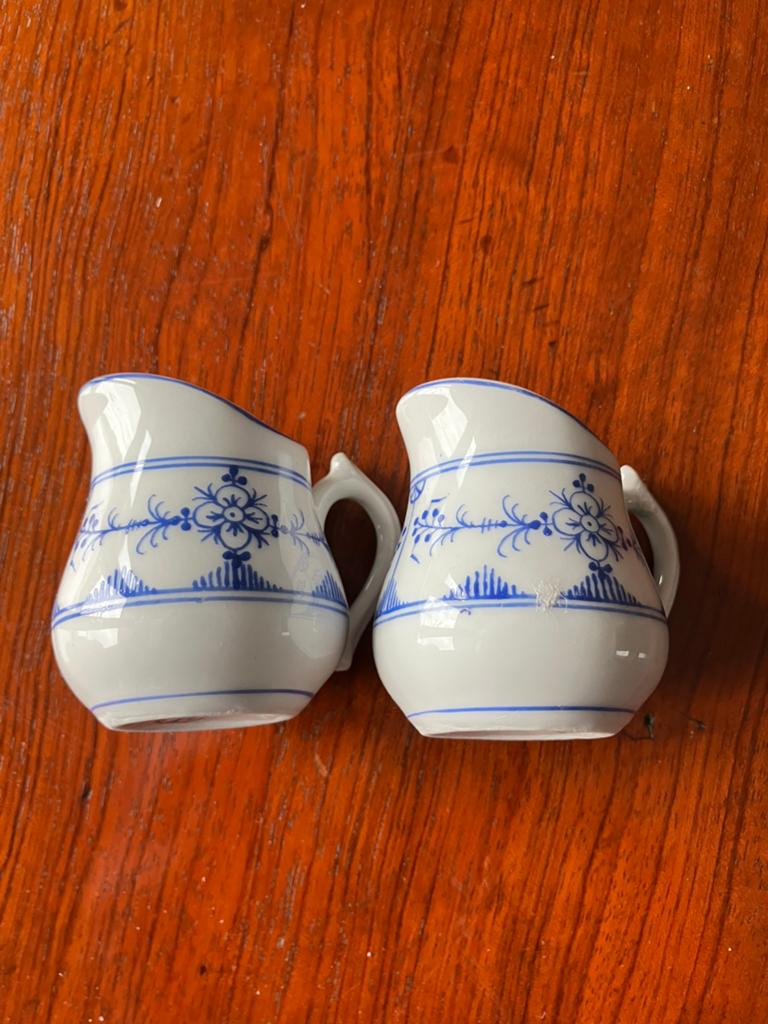2 kleine Melkkannetjes L. Stranart, Ophalen of Verzenden