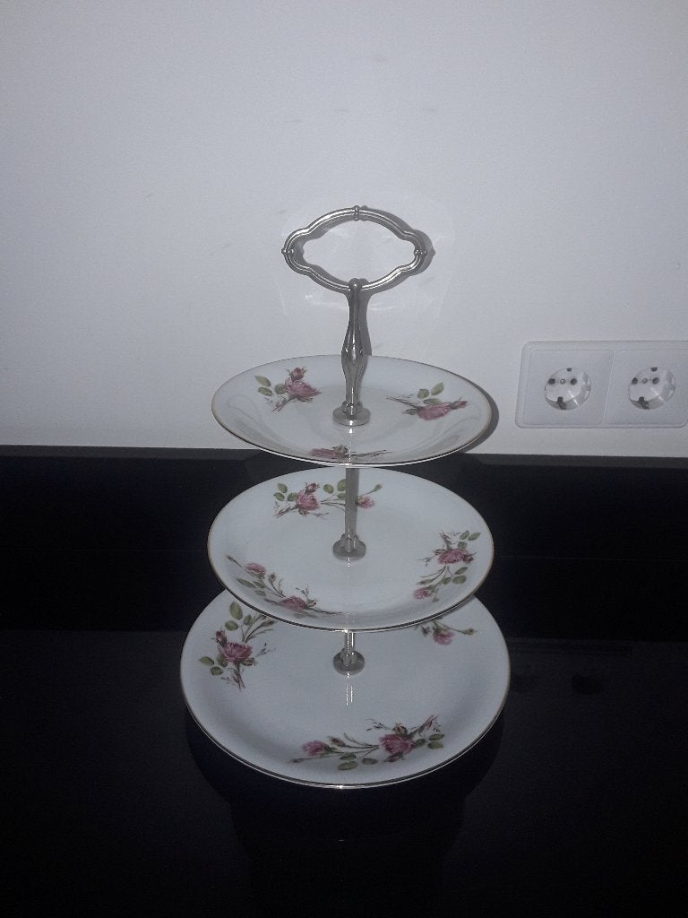 Chique 3laags porseleinen etagere met rose roosjes, Overige merken, Verzenden, Zo goed als nieuw, Bord(en)