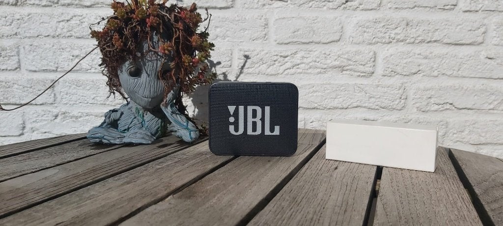 JBL GO 2, JBL, Overige typen, Ophalen of Verzenden, Zo goed als nieuw
