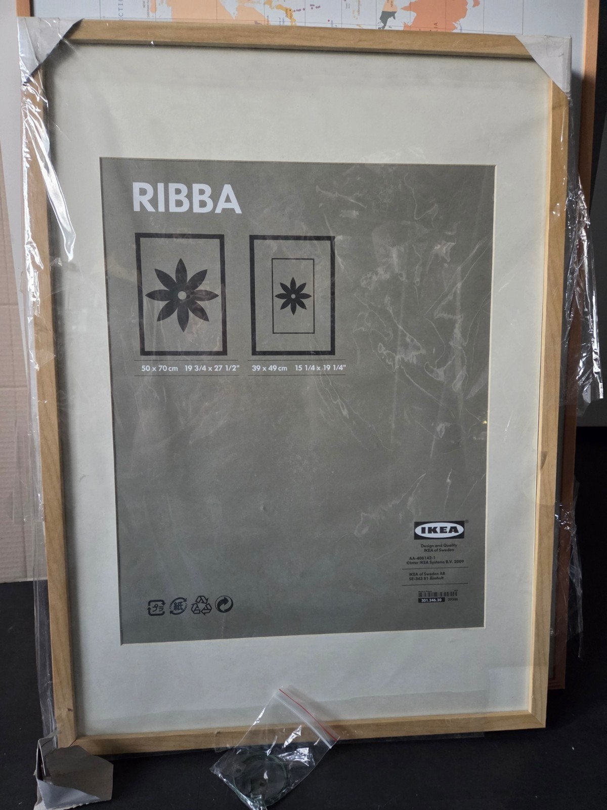 IKEA RIBBA fotolijst met glas 50x70 cm, Huis en Inrichting, Ophalen, Nieuw, 75 cm of meer, 50 tot 75 cm