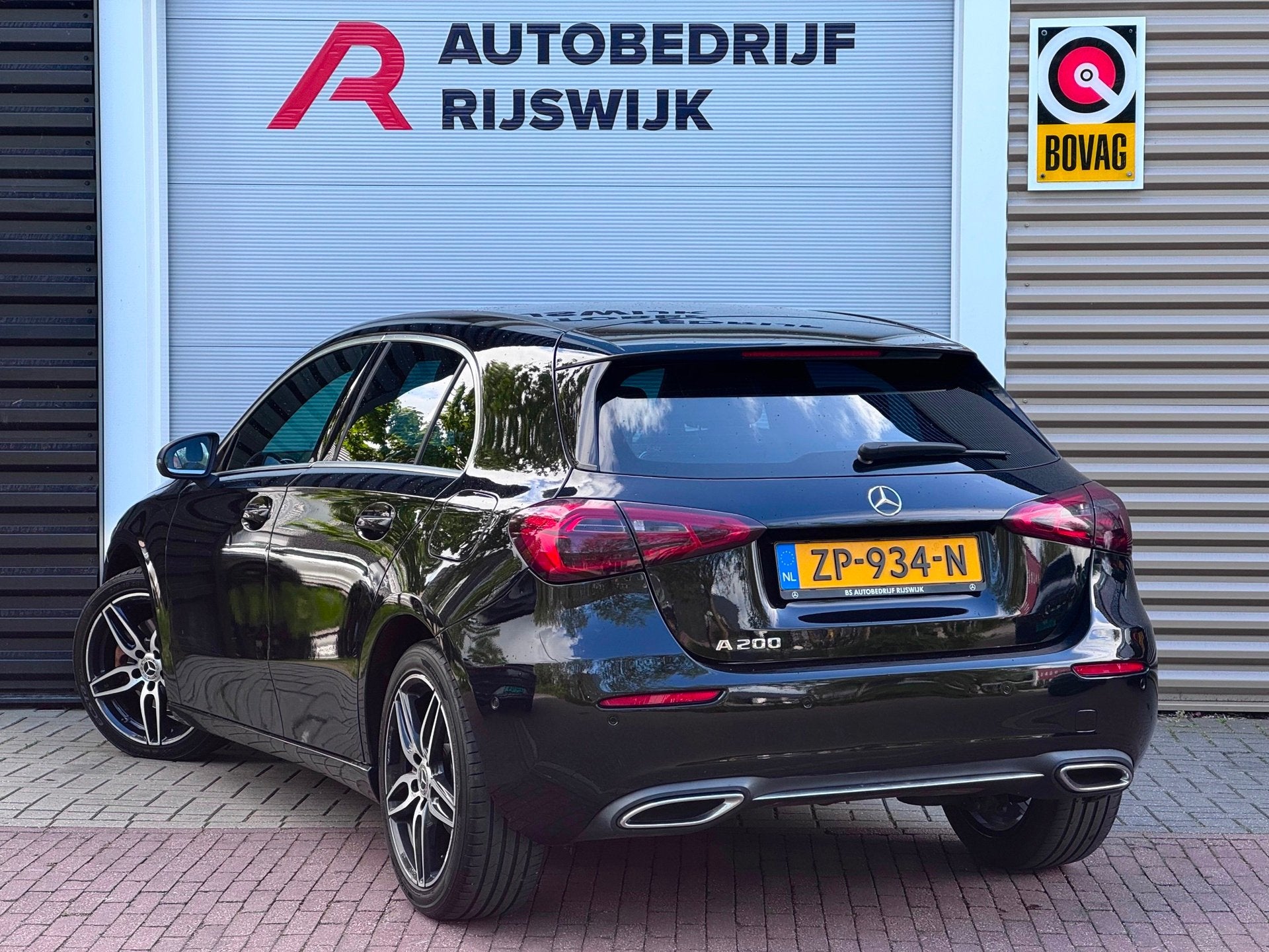 Mercedes-Benz A-klasse 200 Premium Sfeer/Navi/LaneAssist, Auto's, Gebruikt, Euro 6, 4 cilinders, Bedrijf