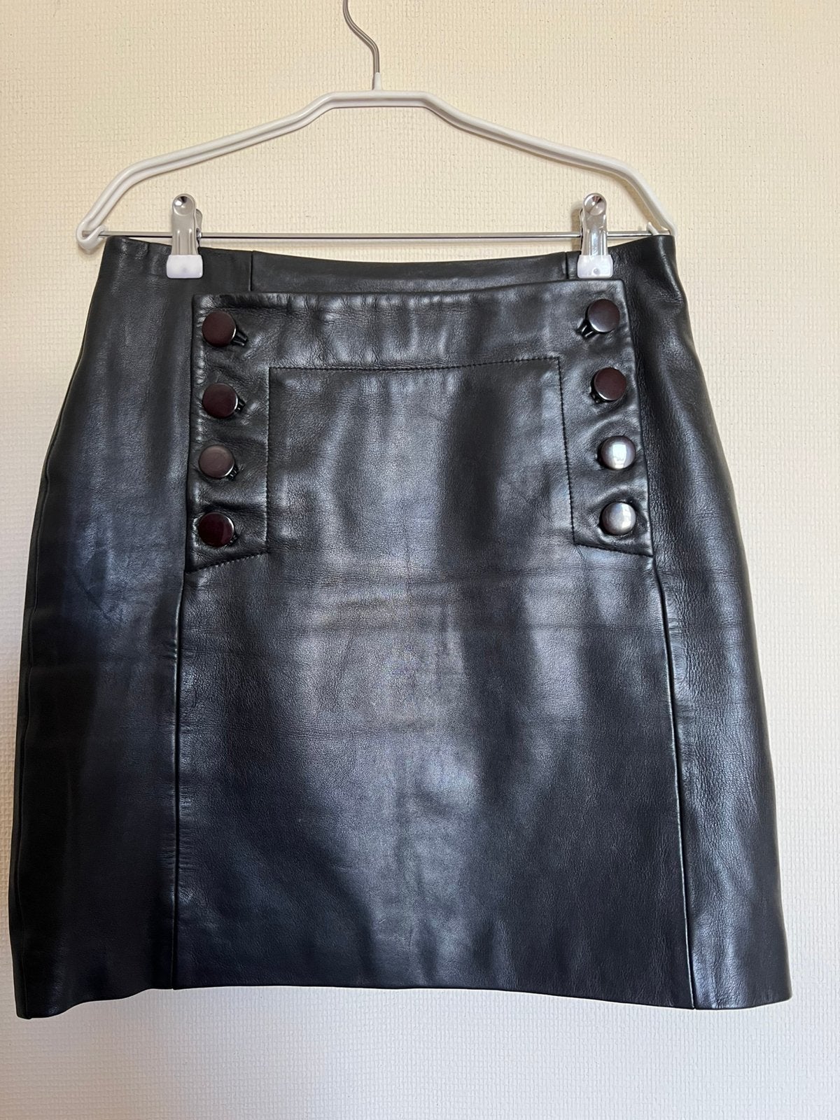 Sandro zwarte leren mini rok maat 3 (FR 40/ EU 38), Kleding | Dames, Rokken, Maat 38/40 (M), Zwart, Ophalen of Verzenden, Zo goed als nieuw