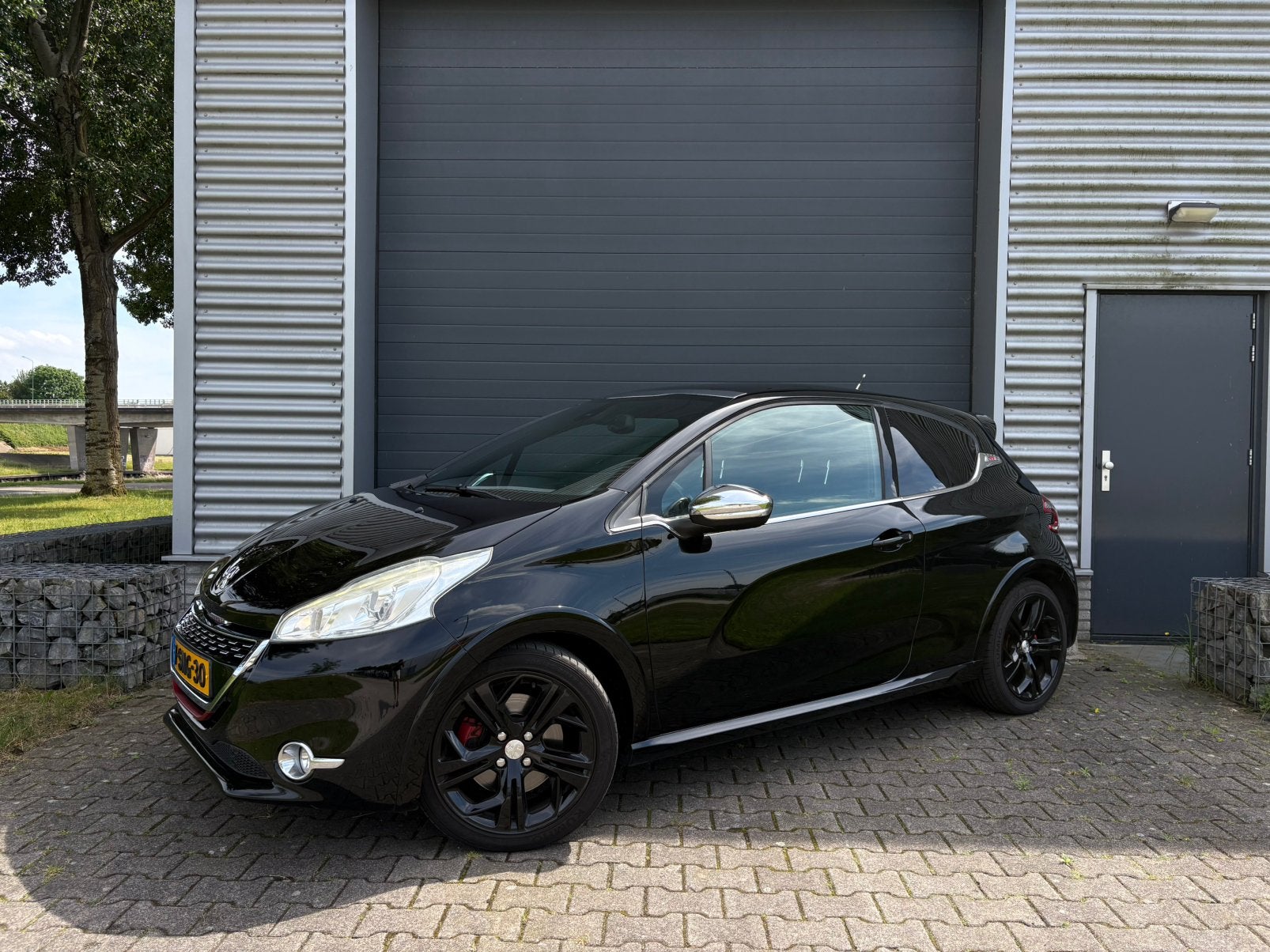 Peugeot 208 1.6 GTI 200pk Zwart, Voorwielaandrijving, Zwart, Origineel Nederlands, Bedrijf