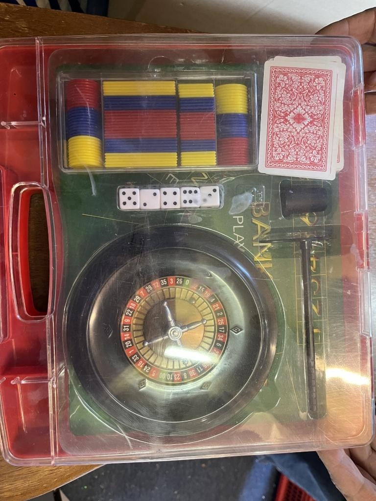 Casino spel met beschrijving, Vijf spelers of meer, Ophalen, Nieuw