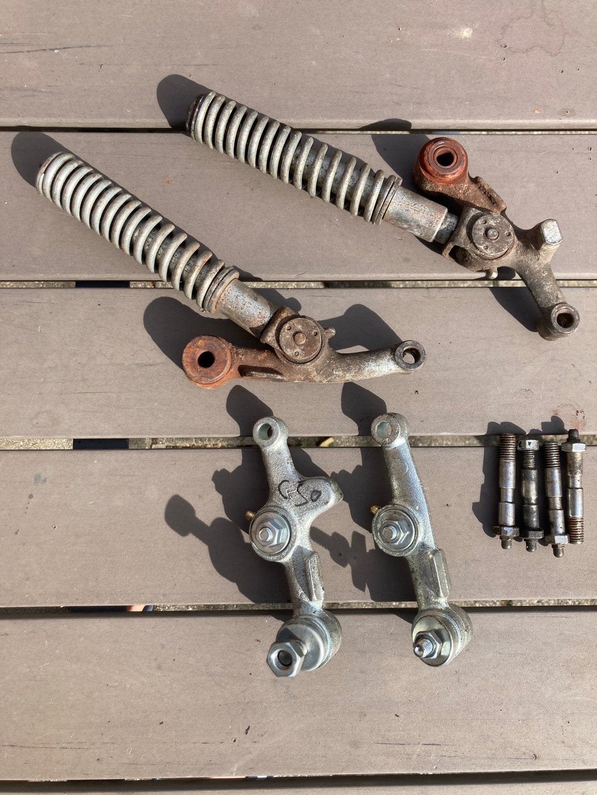 NIEUWE Schommelarmen Voorvork Honda C50, Ophalen of Verzenden, Nieuw, Frame, Overige merken