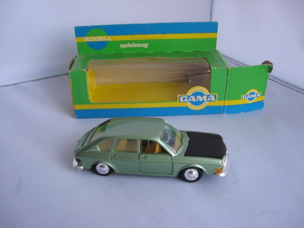 1:43 Merk GAMA Nieuw Volkswagen 411 E., Ophalen of Verzenden, Nieuw, Auto, Gama