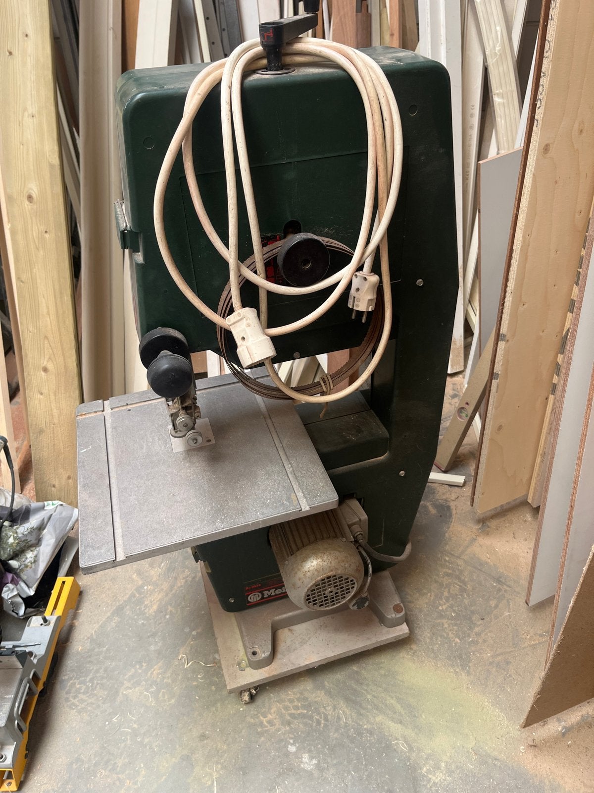 Metabo Lintzaag - Krachtige en Betrouwbare Zaagmachine, Ophalen, Gebruikt, 70 mm of meer, 600 tot 1200 watt