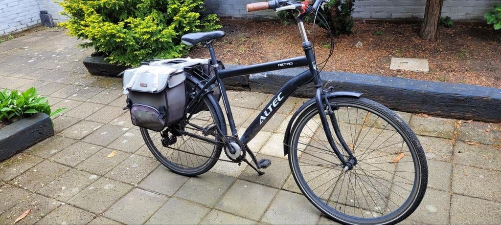 Altec Metro Damesfiets met fietstassen, Fietsen en Brommers, Fietsen | Dames | Damesfietsen, Ophalen of Verzenden