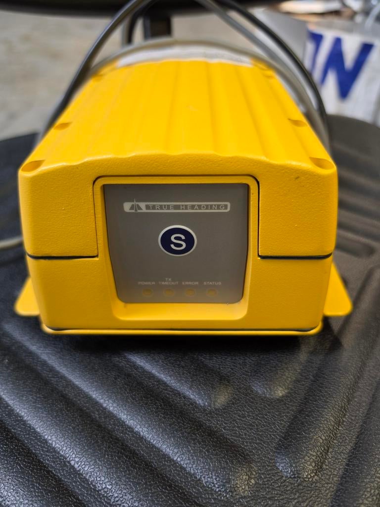True Heading AIS-CTRX AIS Transponder - Klaar voor gebruik, Ophalen of Verzenden, Gebruikt, Communicatie