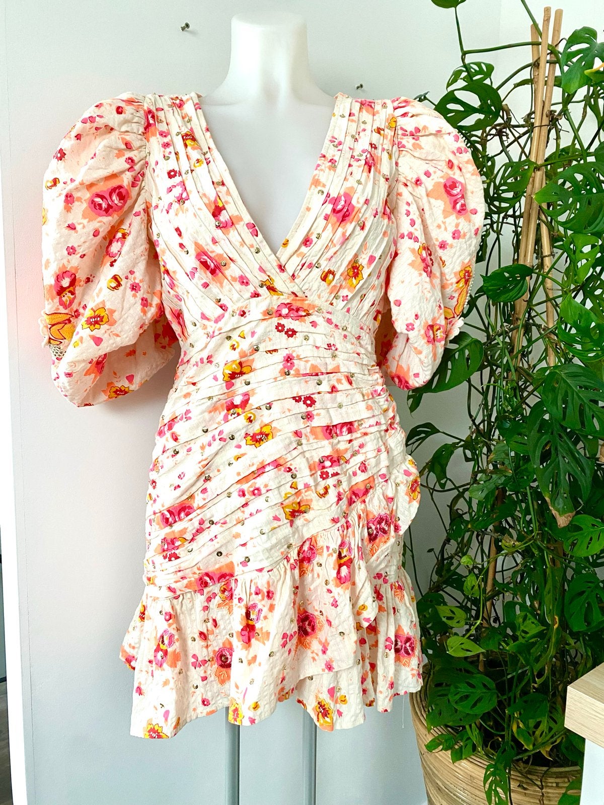 Diamond & Eden Bloemenjurk met Pofmouwen en Ruches, Kleding | Dames, Meerkleurig, Ophalen of Verzenden, Zo goed als nieuw, Maat 36 (S)