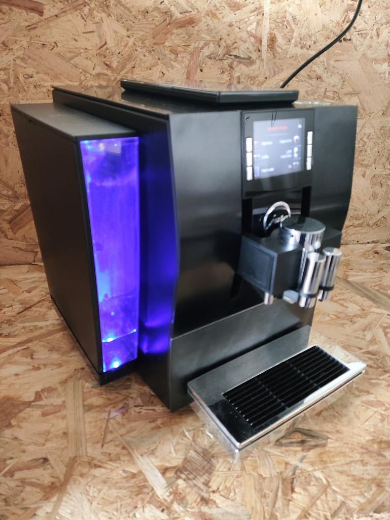 Jura Z6 recent onderhoud gehad, Witgoed en Apparatuur, Koffiezetapparaten, 10 kopjes of meer, Ophalen of Verzenden, Afneembaar waterreservoir