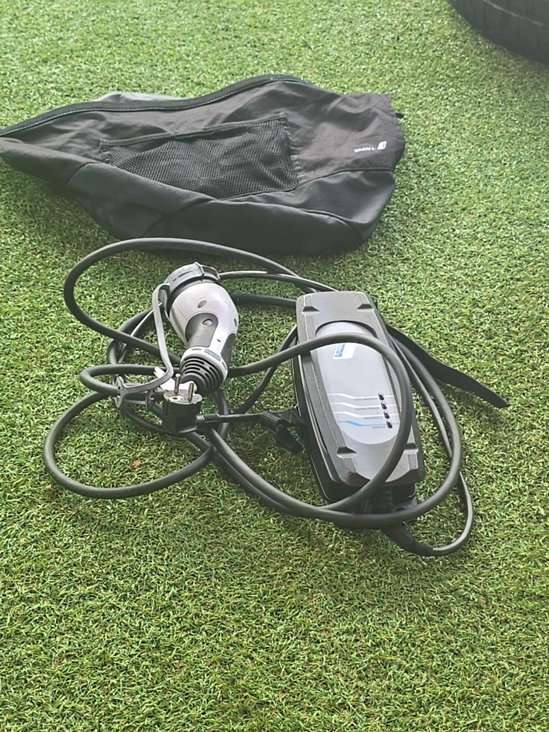BMW (330e) elektrische laadkabel / laadset – Delphi 12A, Ophalen, Gebruikt