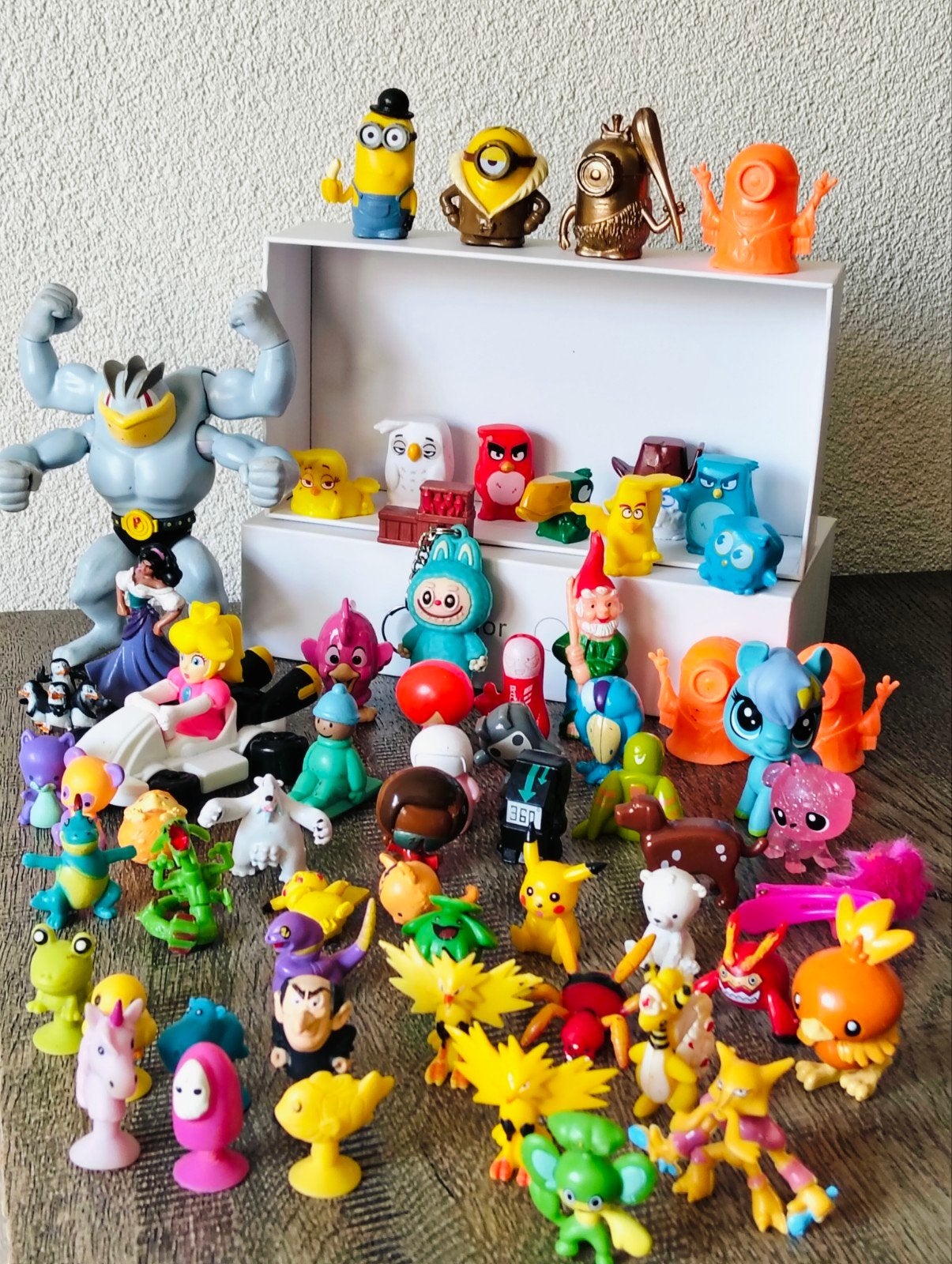 Lot actiefiguren Pokemon - gogo's - angry birds - minions, Verzamelen, Ophalen of Verzenden, Gebruikt