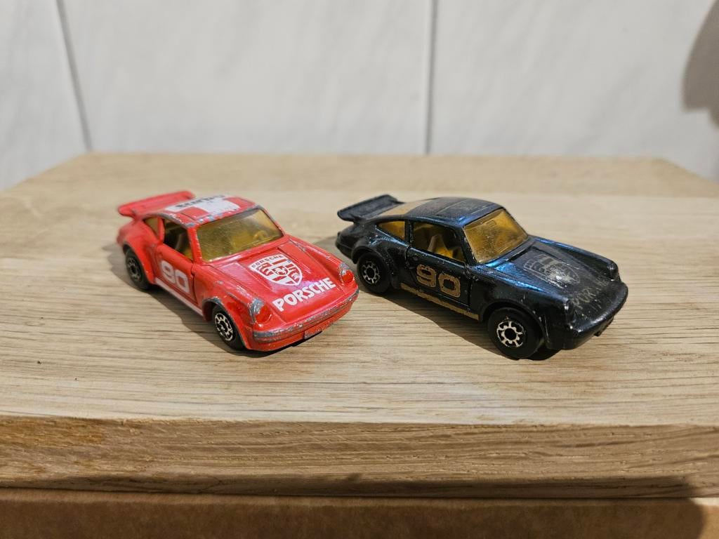 Matchbox 2 x Porsche 911 Turbo, Ophalen of Verzenden, Auto