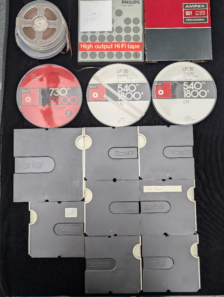 Partij Bandrecorder Spoelen tape BASF Scotch + Akai Splicer, Ophalen of Verzenden, Bandrecorder, Met banden