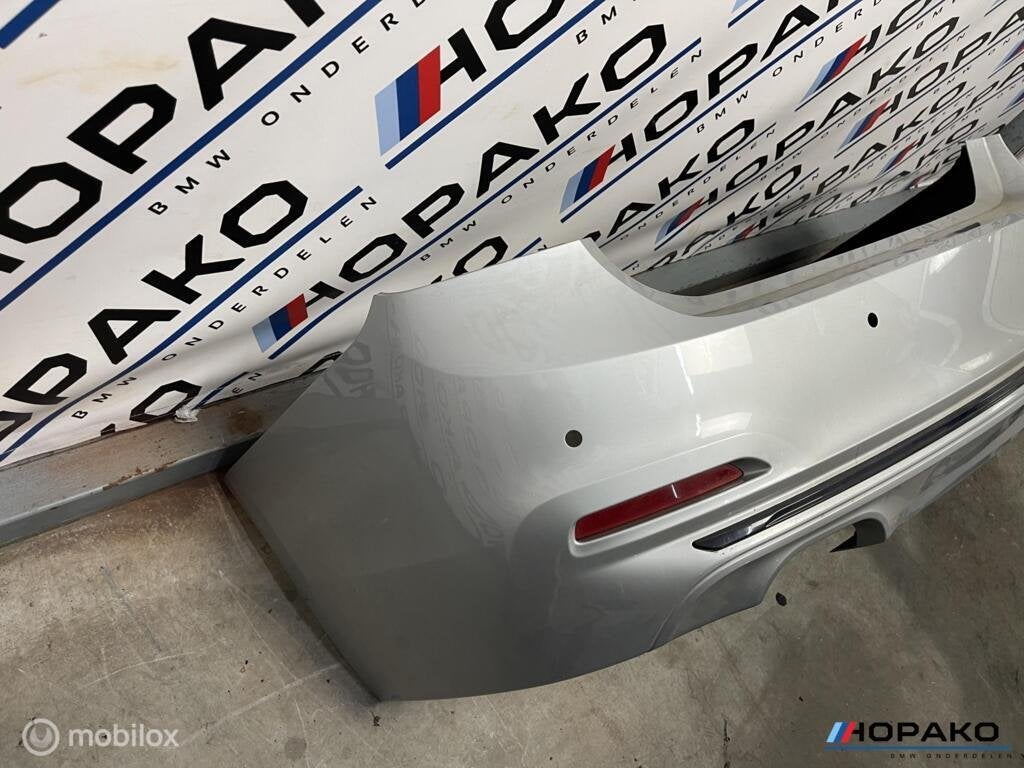 Achterbumper BMW 3 serie F30 sedan | Glacier Zilver A83, Gebruikt, Einsteinlaan 5, Rijswijk, Ophalen of Verzenden, Achter