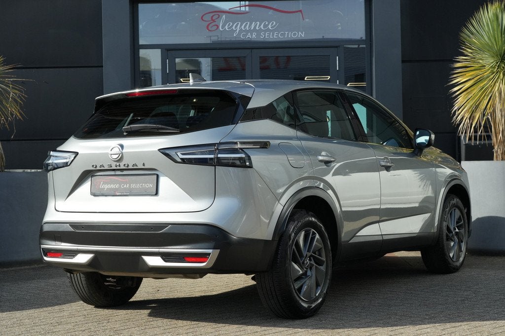 Nissan QASHQAI 1.3 MHEV Xtronic Acenta 158pk Camera/AppleCar, Stof, Zwart, 4 cilinders, Bedrijf
