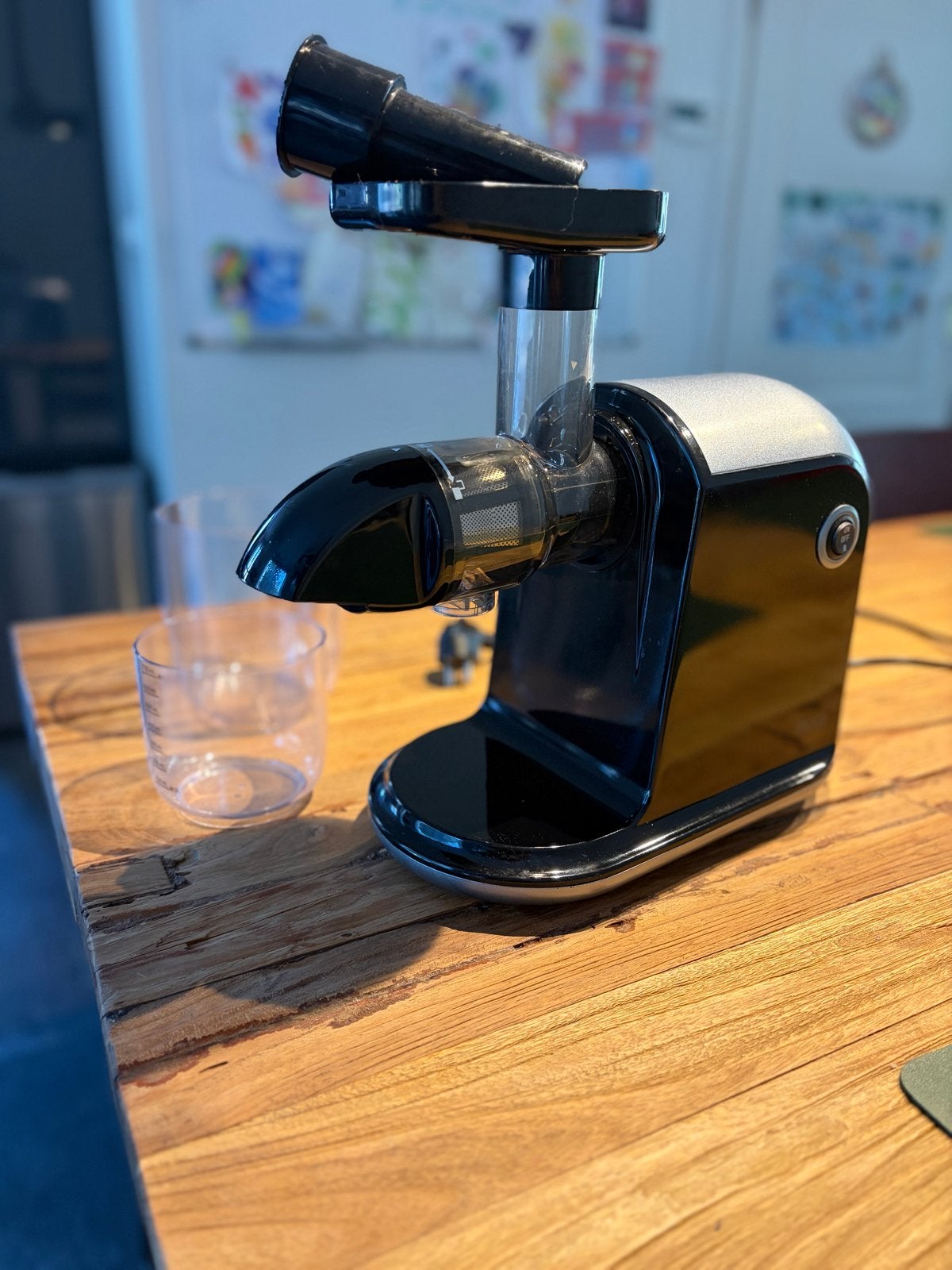MOA Slowjuicer - Zilver/Zwart - Zo goed als nieuw, Ophalen, Zo goed als nieuw, Vaatwasserbestendig, Minder dan 1 liter