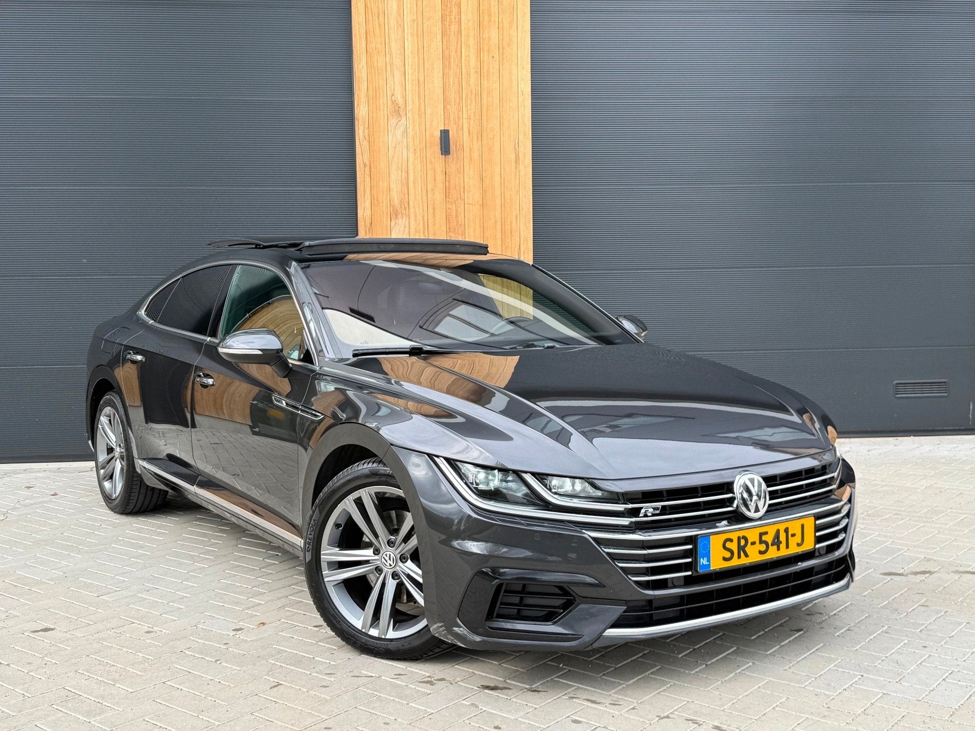 Volkswagen Arteon 2.0 TDI R-Line (bj 2018) PANO/XENON/LEER/L, Auto's, Arteon, Gebruikt, 4 cilinders, Automatische klimaatregeling