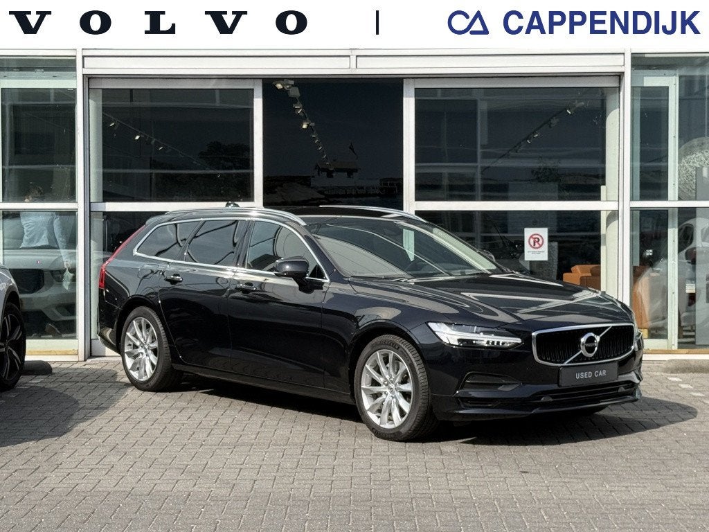 Volvo V90 T4 190PK Momentum |Adap.Cruise| Leder | Trekhaak |