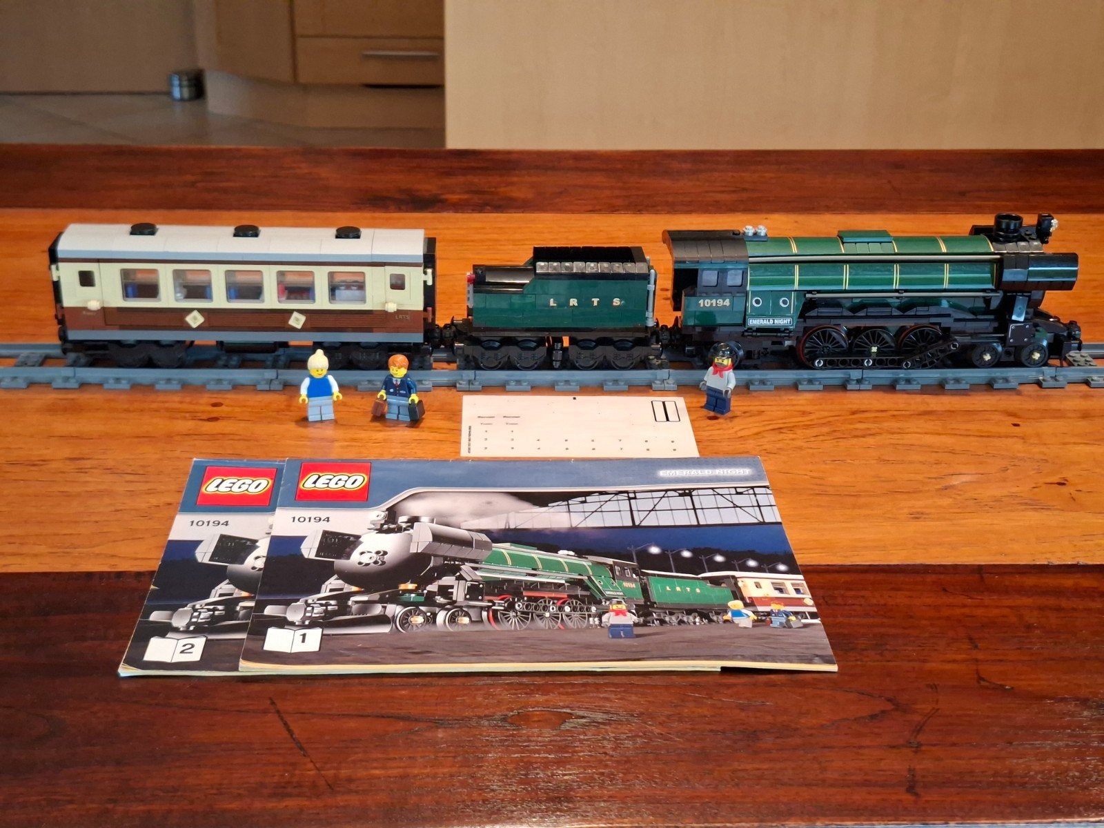 LEGO TREIN 10194 EMERALD NIGHT TRAIN EXPRESS, Lego, Ophalen of Verzenden, Complete set, Compleet