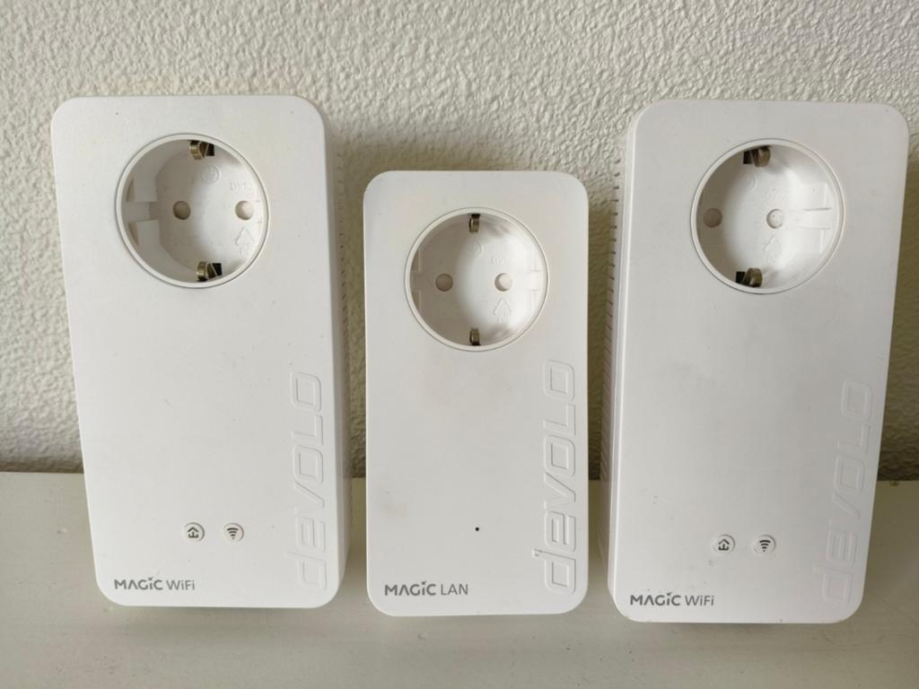 Devolo Magic WiFi en LAN Powerline Adapters Set, Computers en Software, Powerlines, Ophalen of Verzenden, Gebruikt, Devolo