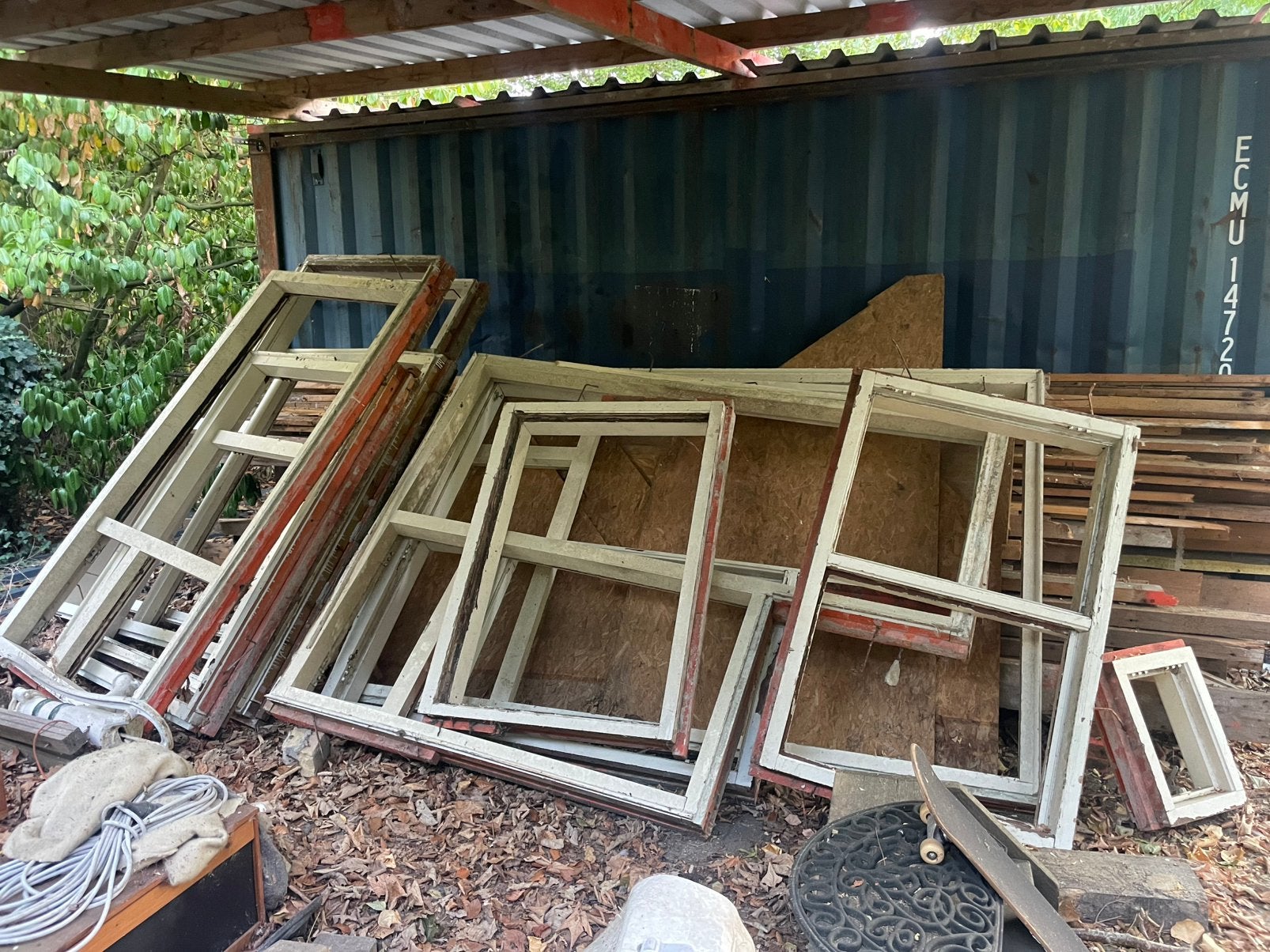 Diverse buitenkozijnen en binnendeuren met kozijn, Deurkozijn, Zo goed als nieuw, Hout, Ophalen
