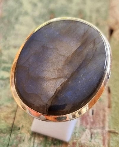 Echt zilveren ring met Labradoriet maat 20.3, 20 of groter, Nieuw, Ophalen of Verzenden, Dame